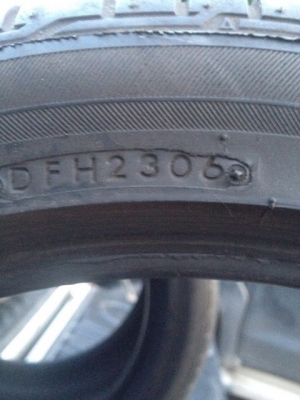 ยางBridgeStone Potenza RE050A 255-40-17 ปี06 จากยุ่น1คู่ ดอกเต็มๆถูกๆ ยางBridgeStone Potenza RE050A 255-40-17 ปี06 จากยุ่น1คู่ ดอกเต็มๆถูกๆ