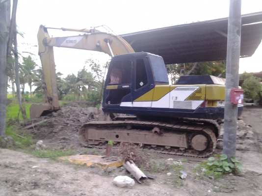 ขายแม๊กโครKOBELCO SK  200.3 มาคทีรถสวยพร้อมใช้