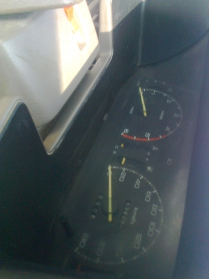 รถเดิมๆบางๆทั้งคันไม่เคยทำสีตั้งแต่ป้ายแดง สีซีดหน่อยแต่เครื่องดีคัสซีสวยแอร์เย้นขี่ดีพวงมาลัยพาวเวอร์ประหยัดน้ำมันสุดๆพร้อมใช้งานล้อแม็กรถปีเก่าแต่คุนภาพดีๆปี2532ไมล์2หลุมไม่มีหูช้างปรายปี