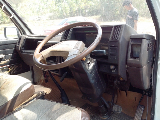 ขายรถตู้ ISUSU บัดดี้ เป็นรถตู่บรรทุก ทะเบียนพร้อมโอน