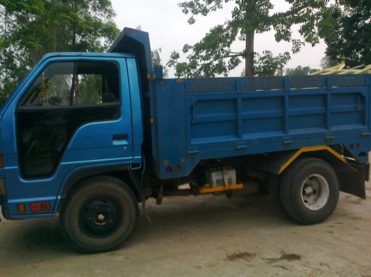 รถ 6 ล้อดั้ม Isuzu เครื่อง 85 หัวยกได้ ภาพดี เครื่องดี ราคา 300,000 ต่อรองได้