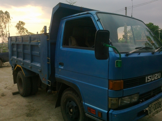 รถ 6 ล้อดั้ม Isuzu เครื่อง 85 หัวยกได้ ภาพดี เครื่องดี ราคา 300,000 ต่อรองได้ รถ 6 ล้อดั้ม Isuzu เครื่อง 85 หัวยกได้ ภาพดี เครื่องดี ราคา 300,000 ต่อรองได้