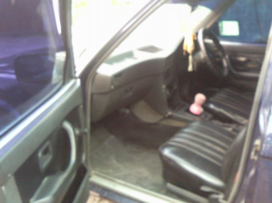 ขายbmw 520i e28ขอขายอีกรอบคับจะย้ายบ้านคับไม่มีที่จอดขาย30000บาท ขายbmw 520i e28ขอขายอีกรอบคับจะย้ายบ้านคับไม่มีที่จอดขาย30000บาท