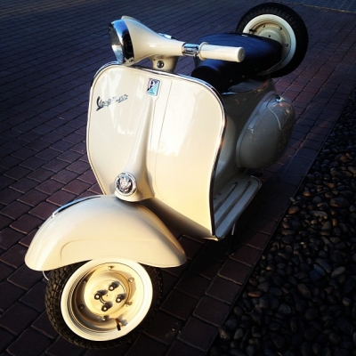 ขาย Vespa 64 สีครีม สภาพ 98\%