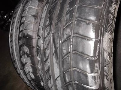 ยางDunlop Sp Sport MAXX 245-45-18 ปี10ดอกเต็ม90\% ถูกๆ