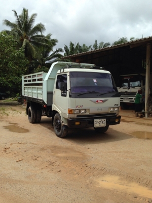 HINO FC 120 สวยๆซักคัน ให้พิจารณาครับ