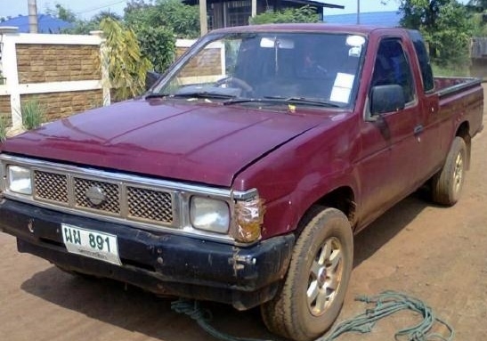 NISSAN BIG M CAB 2.5 MT ปี 34 รถบ้านสภาพดีพร้อมใช้งาน เครื่องแห้งดีแรงดี ภายในเก๋งคอนโซลสวย พวงมาลัยเพาเวอร์ กระบะไม่มีผุกร่อนสภาพดี ช่วงล่างแน่นดี เอกสารเล่มทะเบียนครบพร้อมโอน ราคาต่อรองได้ครับ