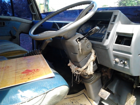 ขาย 6ล้อ HINO FB2WG ยาว5ม.เครื่องWO4D 117HP แห้งดี ไม่เยิ้ม แรงดีประหยัดสุด ช่างล่างใหญ่ คัสซีดี ไม่ผุ Fหน้า-หลัง กระบะพื้นไม้คอกไม้สีสวยสภาพดี พื้นไม่ผุคอกแข็งแรง หัวบางภายในสวยคอนโซลครบ พ.ธรรมดา ยาง8.25ดี6เส้น สีสันสวย พร้อมใช้ พร้อมลุยงาน ราคาต่อรองได้