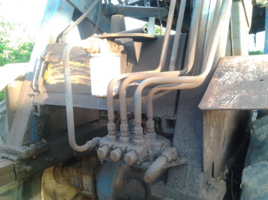 ***ขายแล้วครับขอบคุณ Truck2hand ขาย คีบมือสองตามสภาพ  ของKK ชลบุรี สภาพ ใช้งานได้ ปั๊มดี แรงดี ยกไม่มีตก ไม่โหลด ขายตามสภาพ ราคาต่อรองได้ครับ