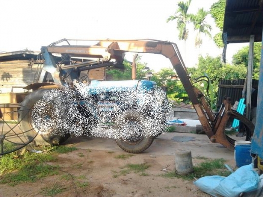 ***ขายแล้วครับขอบคุณ Truck2hand ขาย คีบมือสองตามสภาพ  ของKK ชลบุรี สภาพ ใช้งานได้ ปั๊มดี แรงดี ยกไม่มีตก ไม่โหลด ขายตามสภาพ ราคาต่อรองได้ครับ