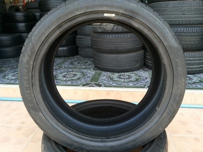 ขายยางใหม่ 245/40/20 ปี 2812 FALKEN   1  เส้น