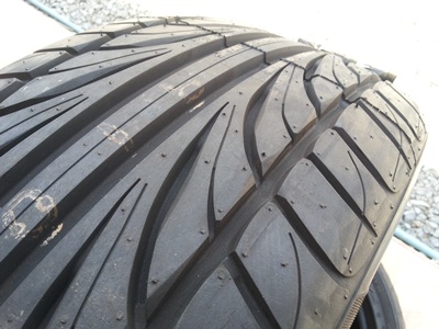 ขายยางใหม่ 245/40/20 ปี 2812 FALKEN   1  เส้น