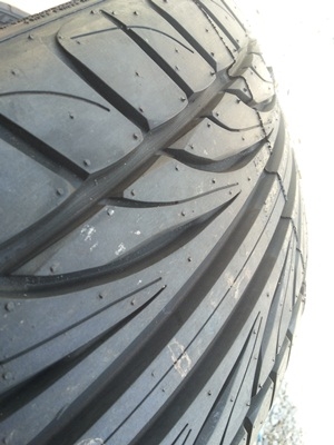ขายยางใหม่ 245/40/20 ปี 2812 FALKEN   1  เส้น