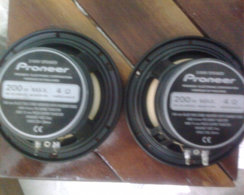 ลำโพง 6.5 นิ้ว 3 ทาง