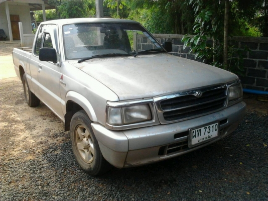 MAZDA FIGHTER SUPER SALOON 2.5 MT ปี 41 รถบ้านสภาพดีสีบางเดิมๆ เครื่องฟิตใหม่แรงดี ภายในเก๋งคอนโซลสวยครบ แอร์เย็น พวงมาลัยเพาเวอร์ กระบะไม่มีผุกร่อน ช่วงล่างคัชซีสวยไม่มีดาม ยางสภาพดี 4 เส้นประมาณ 60\% พร้อมใช้งาน เอกสารเล่มทะเบียนครบพร้อมโอน ราคาต่อรอ