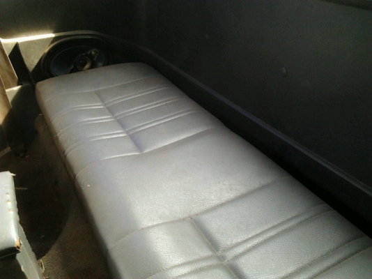 MAZDA FIGHTER SUPER SALOON 2.5 MT ปี 41 รถบ้านสภาพดีสีบางเดิมๆ เครื่องฟิตใหม่แรงดี ภายในเก๋งคอนโซลสวยครบ แอร์เย็น พวงมาลัยเพาเวอร์ กระบะไม่มีผุกร่อน ช่วงล่างคัชซีสวยไม่มีดาม ยางสภาพดี 4 เส้นประมาณ 60\% พร้อมใช้งาน เอกสารเล่มทะเบียนครบพร้อมโอน ราคาต่อรอ