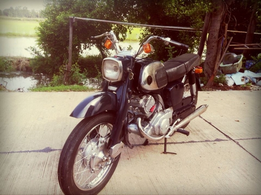 ขาย c92 ของครบ 47500 แท้ๆ สวยๆ ทะเบียนโอน เครื่อง ของเดิมเยอะ สีสวยๆ 0918759329