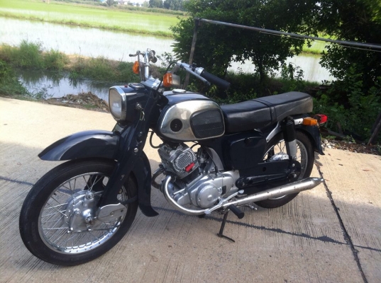 ขาย c92 ของครบ 47500 แท้ๆ สวยๆ ทะเบียนโอน เครื่อง ของเดิมเยอะ สีสวยๆ 0918759329