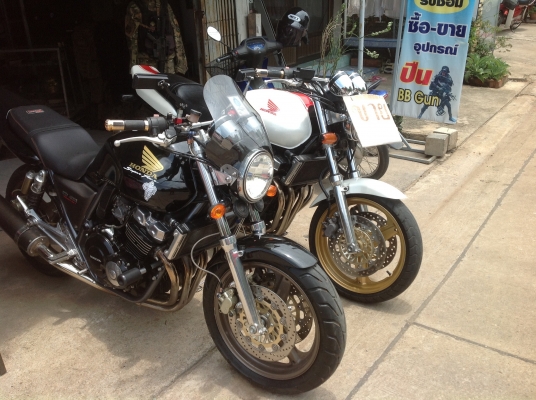CB400 ดำปี95 อิน+สพม CB400 ดำปี95 อิน+สพม