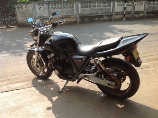 CB400 ดำปี95 อิน+สพม CB400 ดำปี95 อิน+สพม