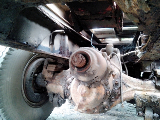 ขาย หัวเก๋ง คัชซี รถสิบล้อ พร้อมชุดเพลา2เพลา และคานหน้า