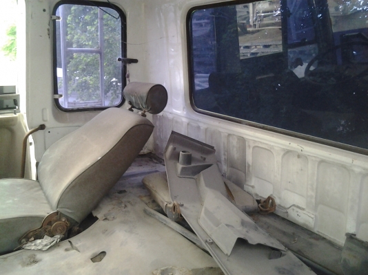 ขาย หัวเก๋ง คัชซี รถสิบล้อ พร้อมชุดเพลา2เพลา และคานหน้า