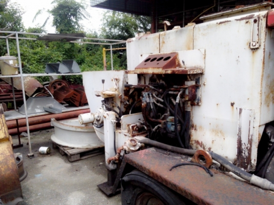 ขาย เครื่องปั๊มปูน CATTERPILLAR V8 พร้อมอุปกรณ์