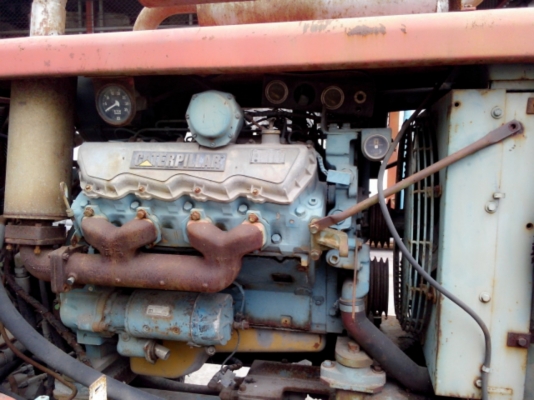 ขาย เครื่องปั๊มปูน CATTERPILLAR V8 พร้อมอุปกรณ์