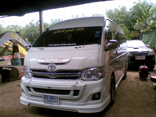 ขายรถตู้  Commuter  ปี  2011  เจ้าของขายเอง