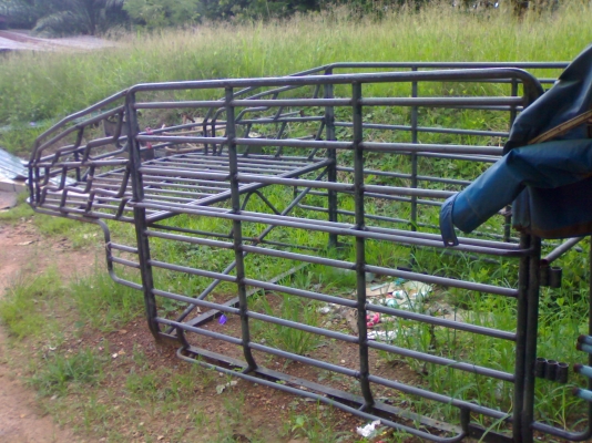 ขายคอกเหล็กอย่างดีถอดจากสตาด้าแค็ป สภาพดีมากๆขายแค8000ถูกมากๆคับ