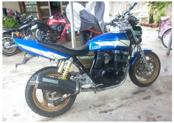 (((((( Yamaha XJR 4สูบ 4ร้อยซีซี 4หมื่นเก้าพันบาท ))))