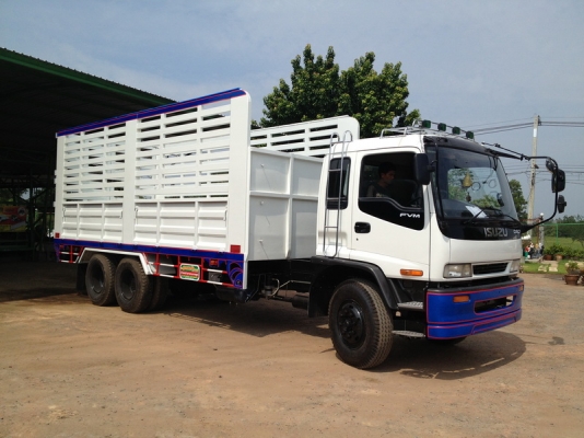 สั่งได้ครับสเปคนี้ DECA เครื่อง 210 แรงกระบะยาว 6.5 เมตรสูง 2.4 เมตรเว้นช่องเครนพร้อมเล่มครับสภาพเหมือนใหม่ครับ