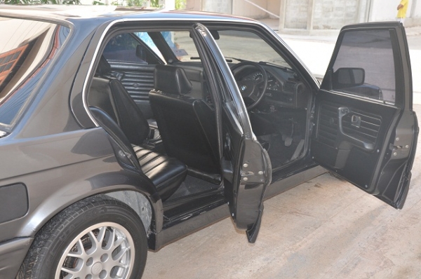 BMW 318i E30 เครื่อง ca18 turbo auto LPG max evo ขอบ 15 รถแรงประหยัดพร้อมใช้