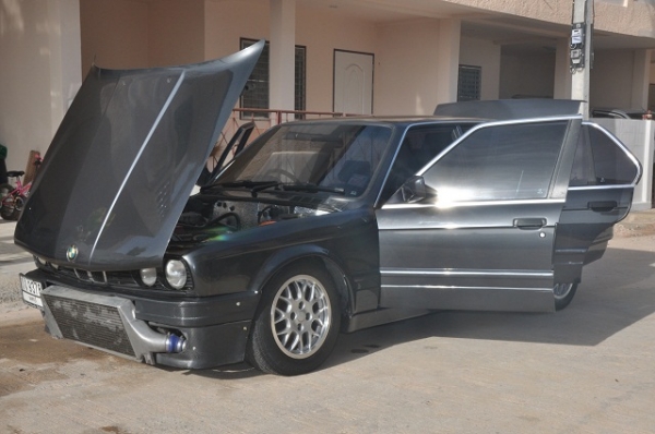 BMW 318i E30 เครื่อง ca18 turbo auto LPG max evo ขอบ 15 รถแรงประหยัดพร้อมใช้