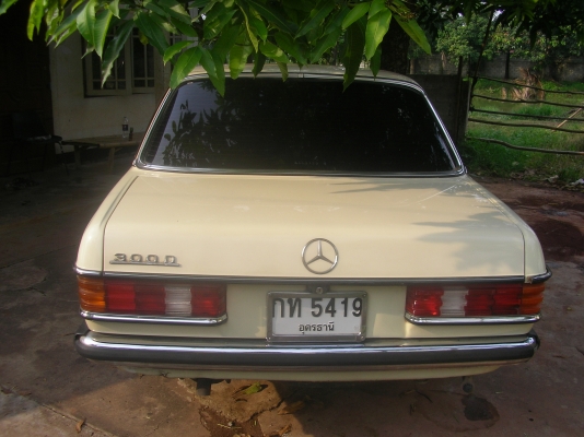 Benz 300D เครื่อง jz 2500 lpg ลงเล่มเรียบร้อยภาษีเต็มพร้อมใช้งาน