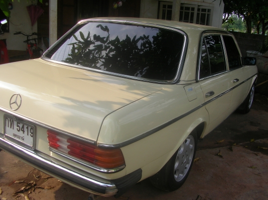 Benz 300D เครื่อง jz 2500 lpg ลงเล่มเรียบร้อยภาษีเต็มพร้อมใช้งาน