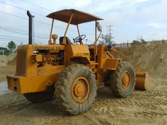 ขายรถตักล้อยาง CAT 910 รถสภาพดีมากครับ