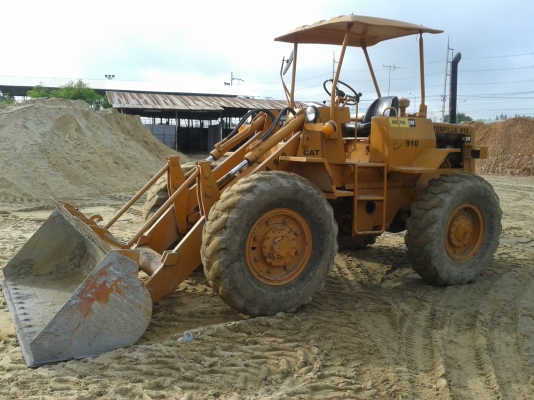 ขายรถตักล้อยาง CAT 910 รถสภาพดีมากครับ ขายรถตักล้อยาง CAT 910 รถสภาพดีมากครับ