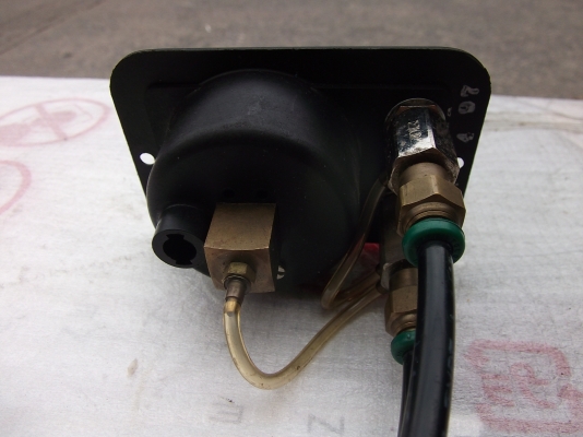 ขอบคุณ truck2hand.com มากๆครับจัดส่งไปเพชรบุรี