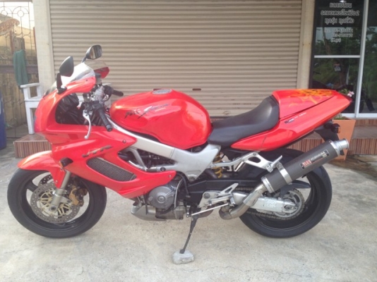 ขาย VTR1000 ปี2000 ทะเบียนแท้โอนขนส่ง