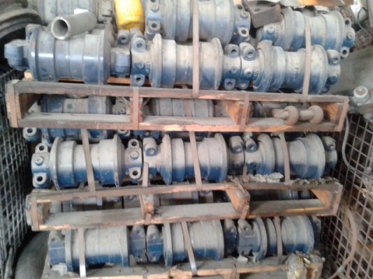 ขายโรลเล่อร์ใหม่ PC200-6 และ SK200