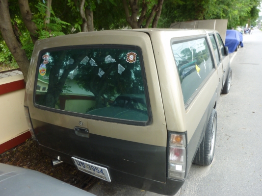 ืnissan big m 2500 cc แวน