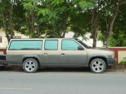 ืnissan big m 2500 cc แวน