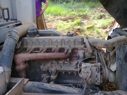 ขายหกล้อดั้ม HINO 195HP เปลี่ยนสัญญาเฉพาะ ภาคเหนือ