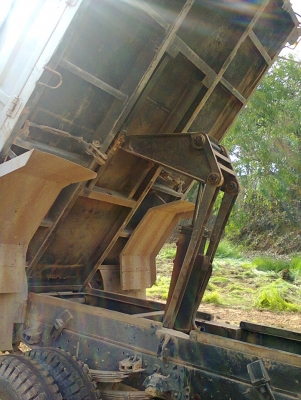 ขายหกล้อดั้ม HINO 195HP เปลี่ยนสัญญาเฉพาะ ภาคเหนือ