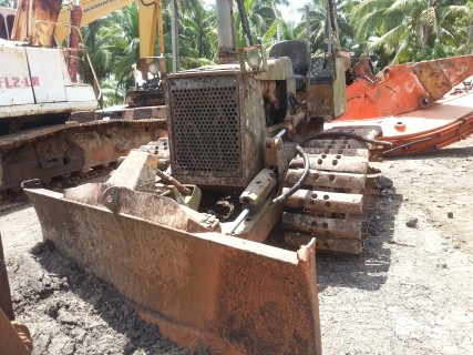 ขายรถเกรด d2-5 ใบมีด 5 ทิศทาง ตามสภาพ ขายรถเกรด d2-5 ใบมีด 5 ทิศทาง ตามสภาพ