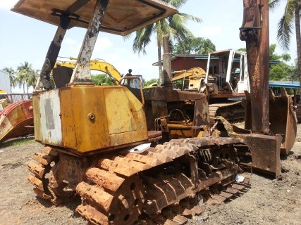 ขายรถเกรด d2-5 ใบมีด 5 ทิศทาง ตามสภาพ ขายรถเกรด d2-5 ใบมีด 5 ทิศทาง ตามสภาพ