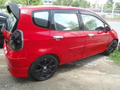 HONDA JAZZ VTEC 1.5 AT ปี 2004 ฟรีดาวน์