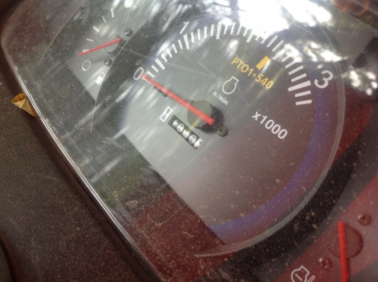 ปัญญาแทรคเตอร์มาแล้ว...จัดมา นางฟ้า คูโบต้า L3608  ใบมีดคานล่าง