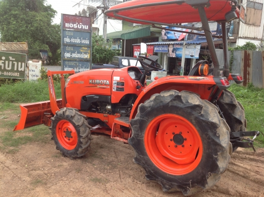 ปัญญาแทรคเตอร์มาแล้ว...จัดมา นางฟ้า คูโบต้า L3608  ใบมีดคานล่าง